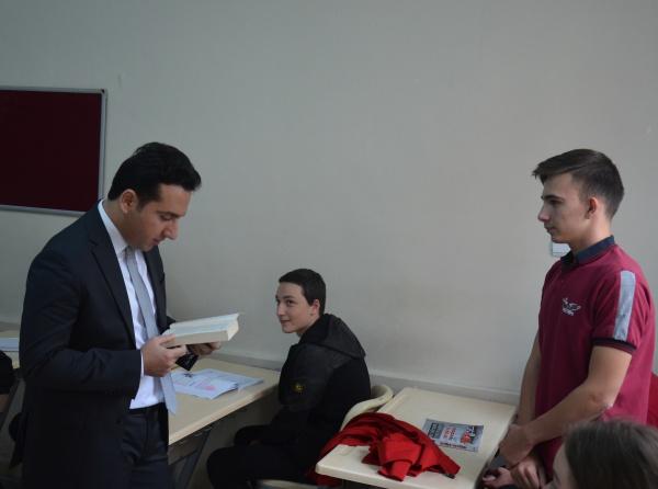 Kaymakamımız Sayın Mustafa Uğur ÖZERDEN okulumuzu ziyaret etti.