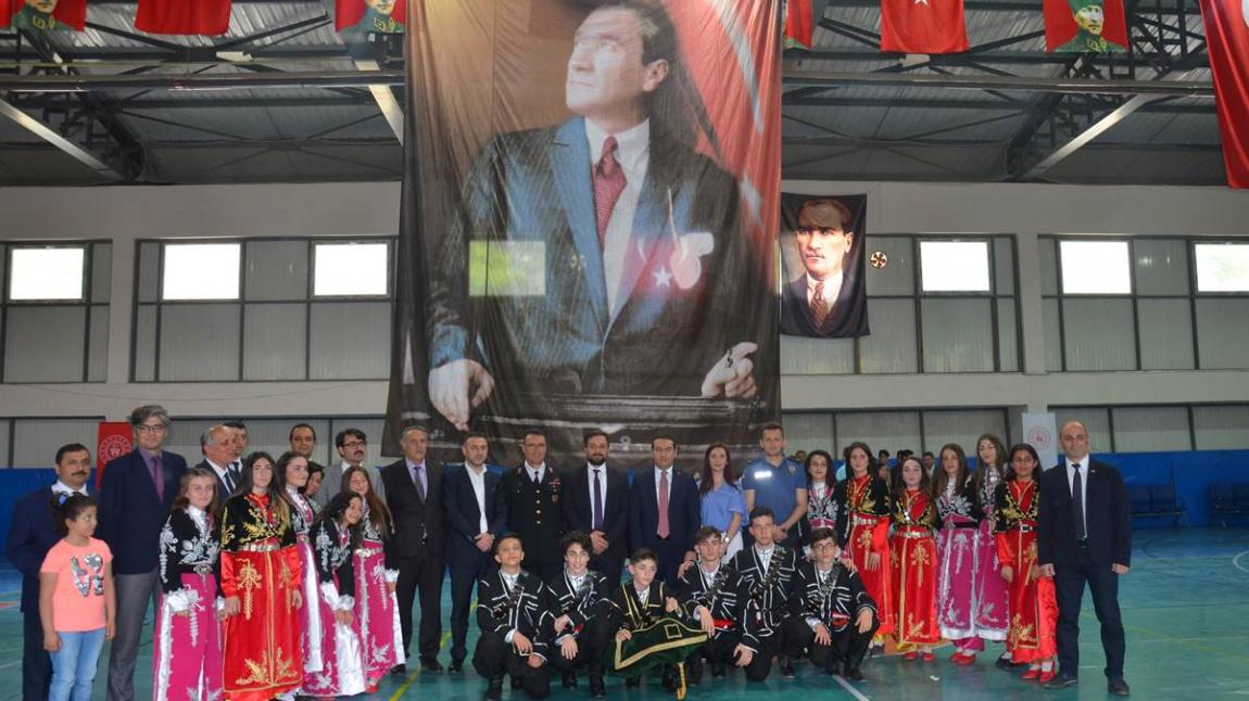 19 Mayıs Atatürkü Anma Gençllik ve Spor Bayramı Coşkuyla Kutlandı.